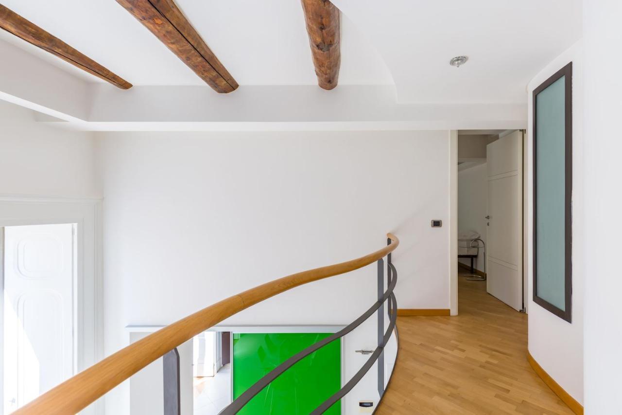 Design & Studio Duplex At National Museum Naples Luaran gambar