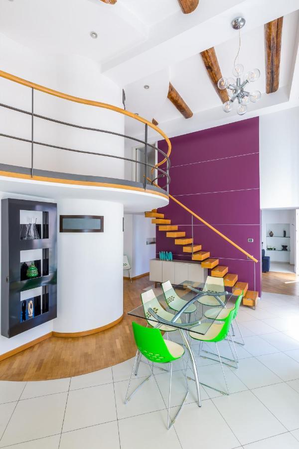 Design & Studio Duplex At National Museum Naples Luaran gambar